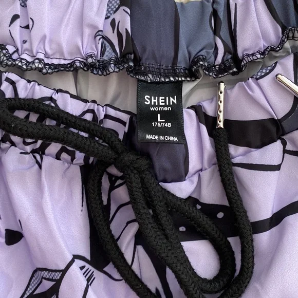 SHEIN parachute pants & FREE scrunchies - Picture 3 of 6